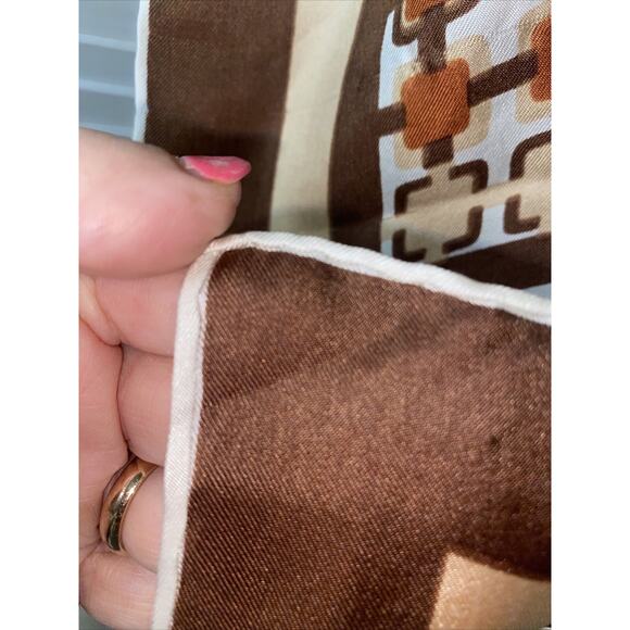 Vintage The Denver 100% Silk Brown Rectangular Scarf Made in Japan Hand Rolled - Picture 6 of 7